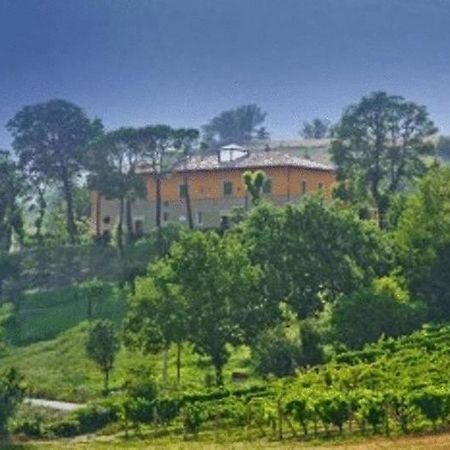 Relais Villa Fornari Камерино Екстериор снимка