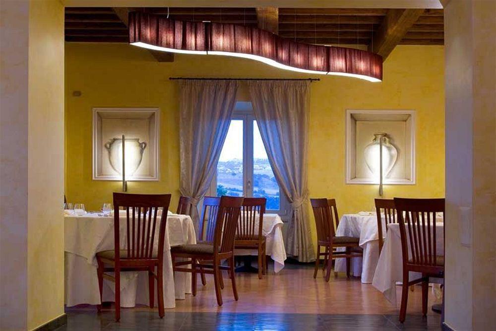 Relais Villa Fornari Камерино Екстериор снимка