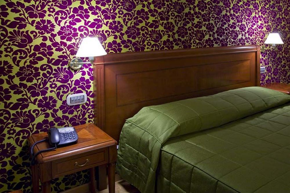 Relais Villa Fornari Камерино Екстериор снимка